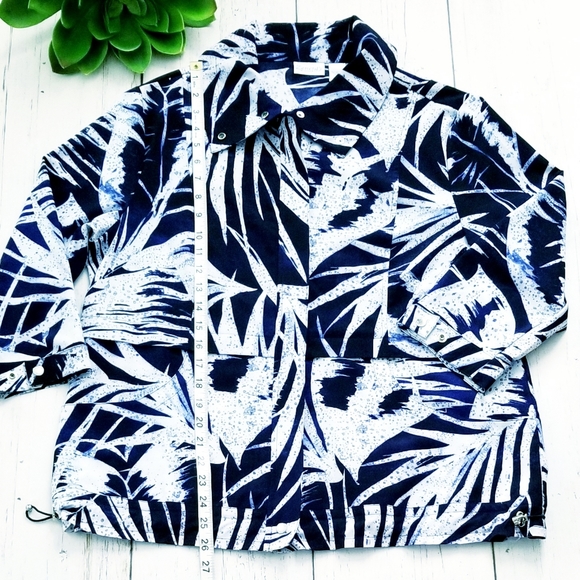 Chico's Zenergy Lightweight Jacket | SZ•2 - Picture 7 of 8